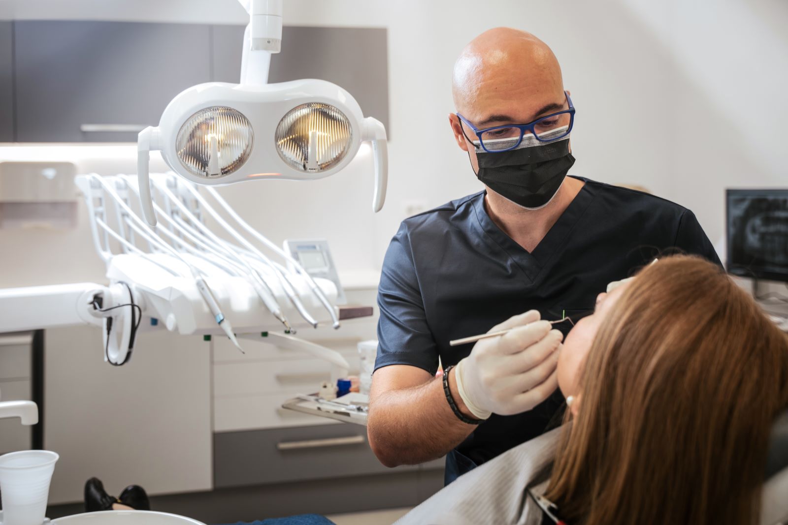 Pružanje dentalne usluge u stomatološkoj ordinaciji Sigma dent